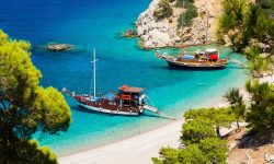 (FOTO) Insula din Grecia mai puțin cunoscută de turiști! Cum poți să ajungi pe ea