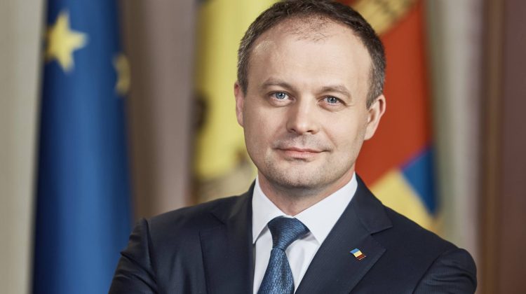 Finul lui Plahotniuc luat prin surprindere de procurori. I-au făcut o vizită și l-au întrebat cum s-a îmbogățit