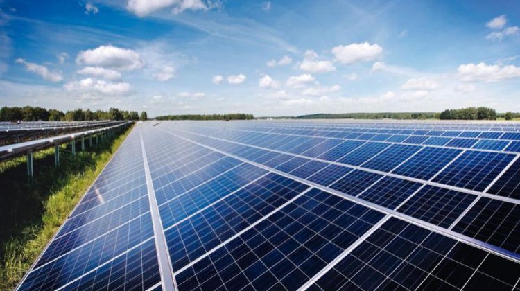 Moldovenii, tentați de energia soarelui! Cât de rentabilă este investiția în panouri fotovoltaice