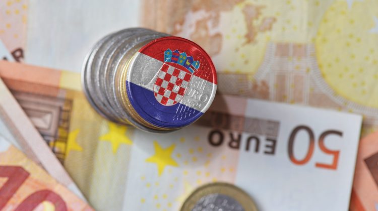 Croația adoptă EURO de la 1 ianuarie. Devine al 20-lea stat membru al UE care utilizează moneda europeană