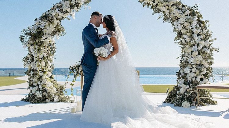 (FOTO) Un fotbalist a cheltuit 700.000 de euro pentru nuntă. A organizat-o într-un resort de lux din Insulele Canare