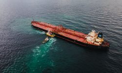 Exporturile ilegale de petrol rusesc către China au crescut în ultimele luni