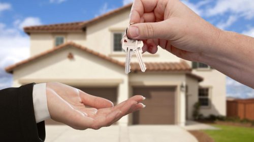 „Prima Casă” după 1 aprilie: beneficiarii actuali rămân protejați, noile cereri – pe lista de așteptare