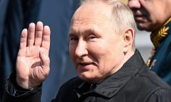 Agonia lui Putin! A semnat peste 100 de legi în 24 de ore, care bagă Rusia în stare marțială
