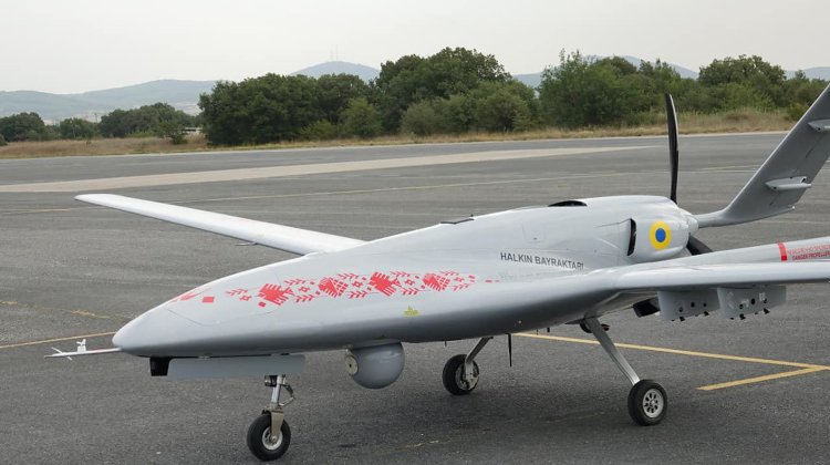 Kievul a primit cadou de Ziua Independenței drone Bayraktar ”brodate” cu motive populare ucrainene