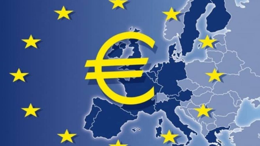 Furtuna economică loveşte Europa: Economia zonei euro intră oficial în recesiune