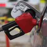 Accizele și marja comercială schimbă jocul pe piața carburanților: 2026 începe cu scumpiri la benzină și motorină