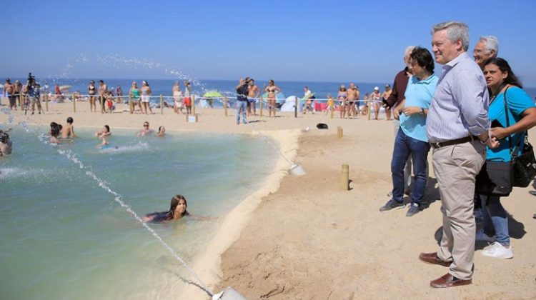 Țara europeană în care iei amendă de până la 4.000 de euro dacă asculți muzica tare pe plajă