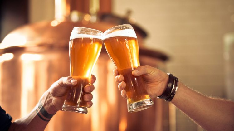 În Uniunea Europeană a crescut producția de bere. Câți litri revin Germaniei