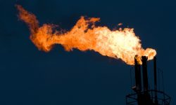 Rusia arde în aer surplusul de gaze pe care nu-l poate vinde
