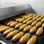Liber la scumpiri? Guvernul a eliminat plafonarea adaosurilor comerciale la produsele de bază