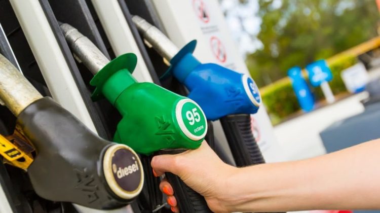 Carburanții își continuă scumpirea. Ce prețuri vor afișa benzinăriile pe 18 ianuarie