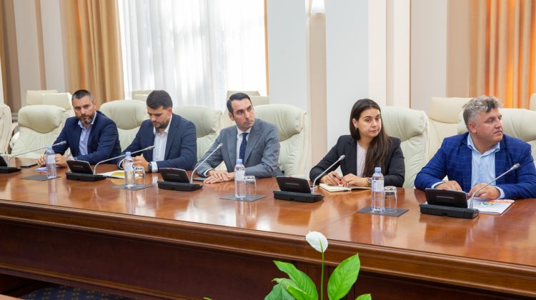 Natalia Gavrilița s-a întâlnit cu membrii Asociației Investitorilor Români. Despre ce au discutat