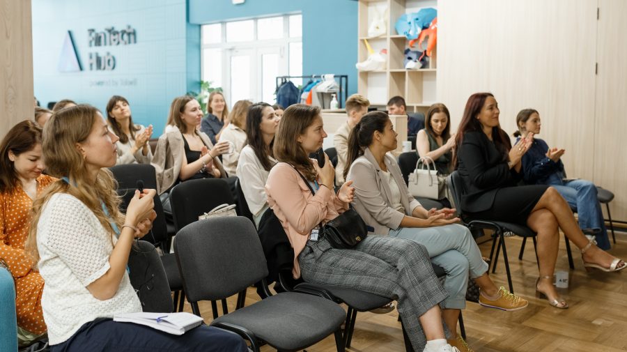 15 afaceri lansate de femei vor fi susținute în cadrul primului Accelerator de Antreprenoriat Feminin