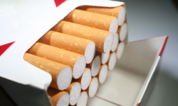 Schimbări pe piața tutunului. Importurile în continuare scădere, producătorii locali se mențin