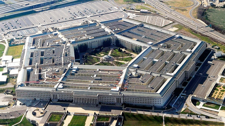 Pentagonul accelerează vânzările de arme către aliați pentru a învinge China