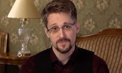 Putin a semnat un decret prin care îi acordă cetăţenia rusă americanului Edward Snowden