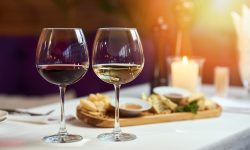 Programul evenimentelor pentru Ziua Națională a Vinului 2022: Degustări de vin și concerte de zile mari