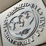 Economia mondială surprinde pozitiv: FMI ridică prognoza pentru 2026