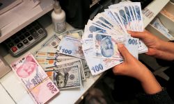 Banca Centrală a Turciei a redus dobânda cu 150 de puncte chiar dacă inflația a ajuns la 83%