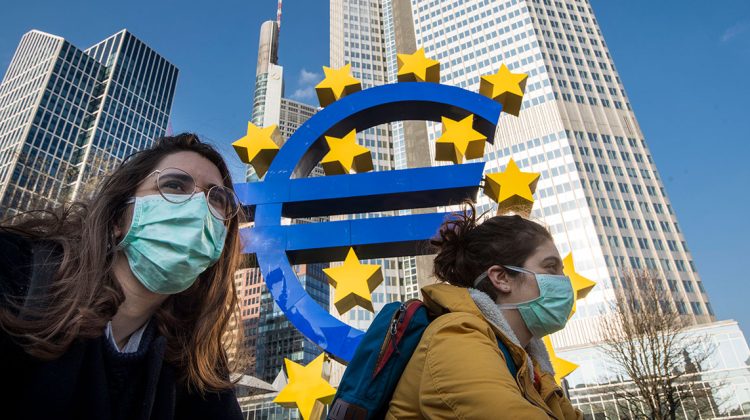 Zona euro se confruntă cu cel mai puternic declin economic din ultimii doi ani