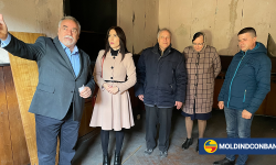 Moldindconbank a acordat ajutor financiar Asociației Nevăzătorilor din Moldova