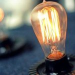 Paradox pe piața energiei: Record de tranzacții, dar cu o parte din surplusul de curent verde nevândut