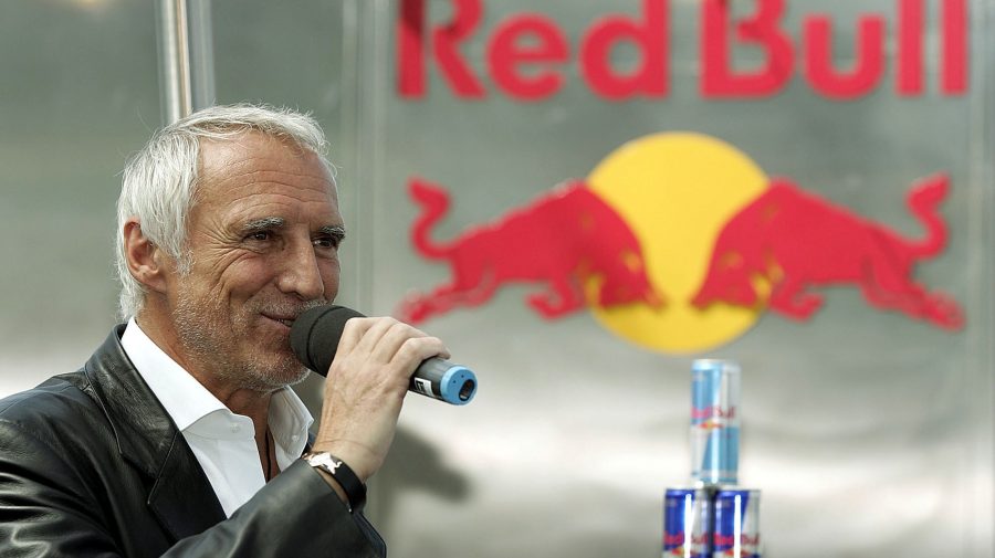 Mii de angajați de la Red Bull au primit un bonus de 3.000 de euro de la fondatorul companiei