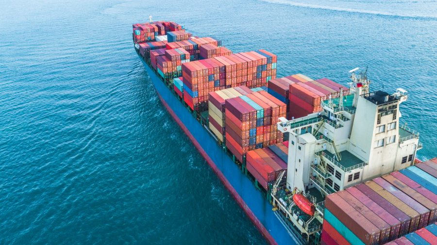 Sectorul transportului maritim este îndemnat să accelereze tranziția energetică