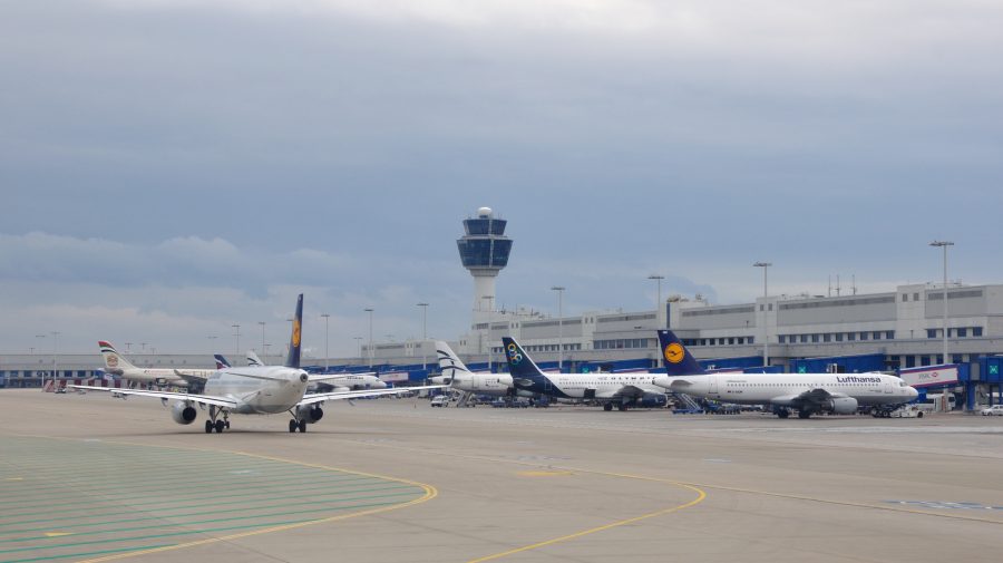 Grecia vrea să listeze la bursă aeroportul internațional din Atena
