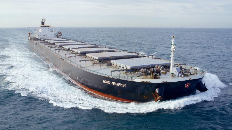 „Flota fantomă” a Iranului cu care Rusia își transportă petrolul ocolind sancțiunile internaționale