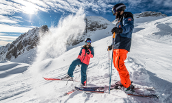 Mai multe stațiuni de schi sunt nevoite să închidă pârtiile. Vremea caldă le dă bătăi de cap