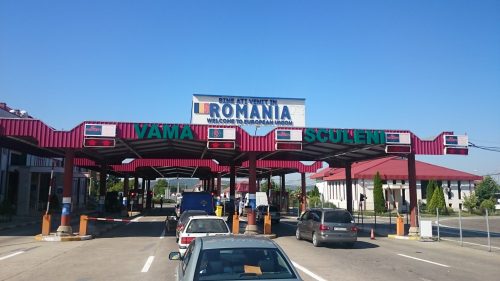 Vameșii lucrează mai eficient: timpii de trecere la frontiera cu Moldova s-au redus cu 50%