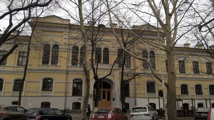 BOR a călcat în străchini la Chişinău. Cazul Bibliotecii, sau cum să torpilezi imaginea României peste Prut
