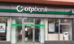 Ungurii, care au o bancă în Moldova, și-au scos la vânzare OTP Bank România