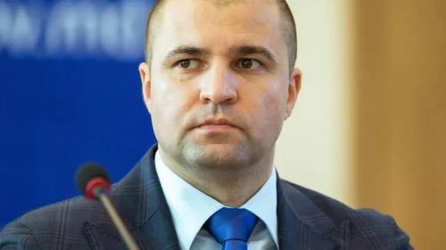 Percheziții la compania aeriană fondată de familia unui fost ministru al Justiției