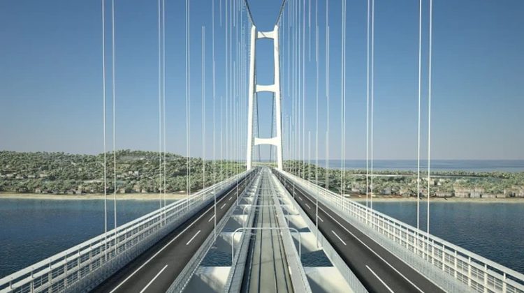 Cine pune bețe în roate celui mai mare pod din lume?