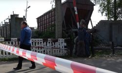 VIDEO Un mecanic de la Bălți și-a închipuit că e la cârma unui tren de mare viteză și a intrat în zid cu vagonul