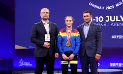 FOTO, VIDEO Nicoleta Cojocaru – prima campioană europeană la haltere din Moldova