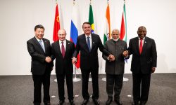 Blocul de națiuni BRICS cere crearea unei monede comune pentru comerț care să detroneze dolarul american