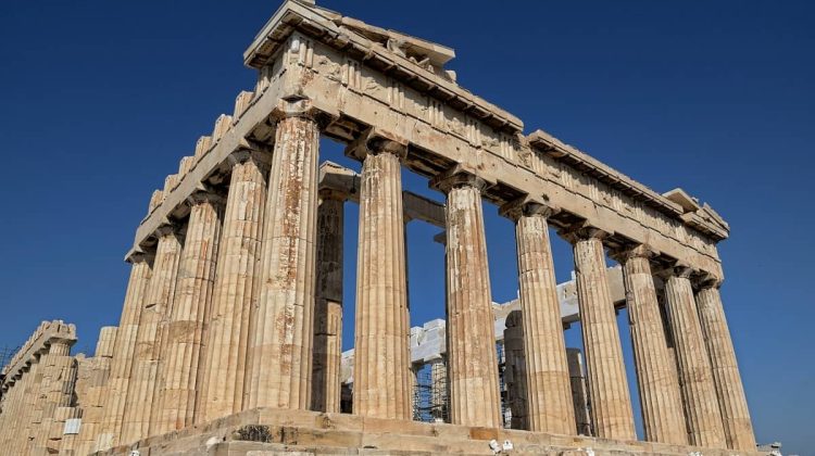 Grecia a închis Acropola din Atena după ce temperaturile au trecut de 40 de grade Celsius