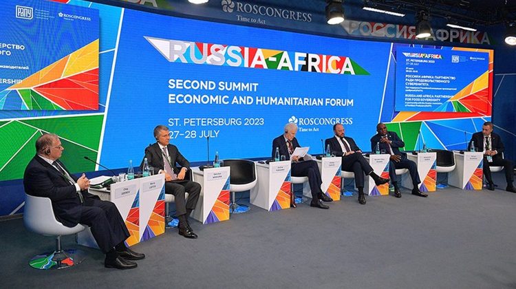 Summitul Rusia-Africa: Putin – o lume multipolară, șeful Uniunii Africane vrea cereale și încetarea focului în Ucraina