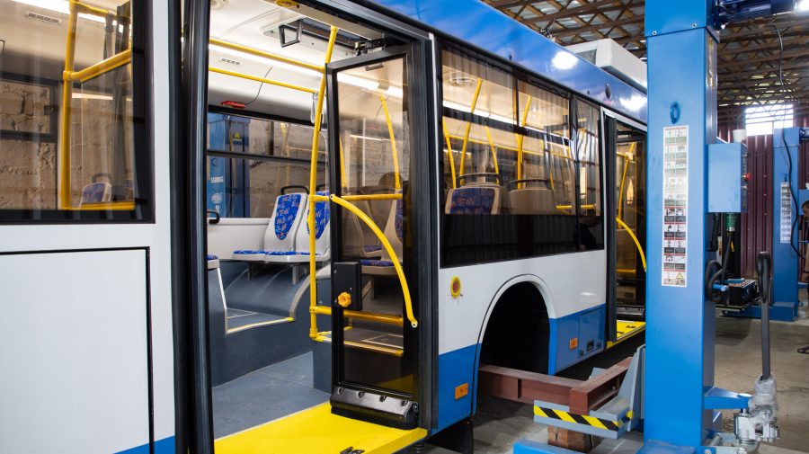 Planuri grandioase! Moldova vrea să exporte autobuze electrice peste Prut și în Ucraina