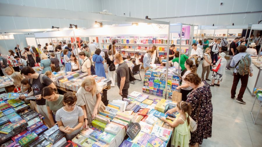 Lumea bună s-a reunit la Bookfest Chișinău 2023
