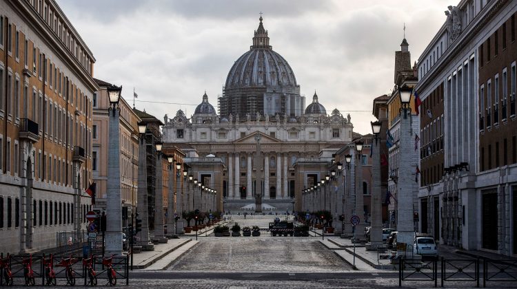 Angajări la Vatican! Cum poți lucra acolo și cât se câștigă