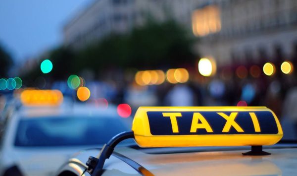 Amenzi de peste 1,7 milioane lei aplicate de Fisc: taxiurile și comerțul, lideri la nereguli