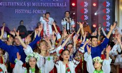 Festivalul-forum Moldova multietnică și multiculturală – o dovadă că în Moldova se poate trăi în pace şi armonie