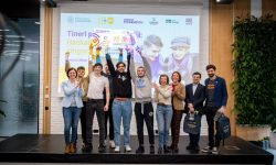 O echipă de tineri din Moldova a câștigat 15,000 USD pentru dezvoltarea unei aplicații în sprijinul vârstnicilor