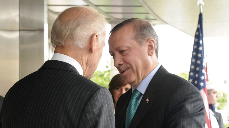 Erdogan se întoarce la Biden cu fesul în mână! Sultanul, turnătorul SUA al companiilor care încalcă sancțiunile