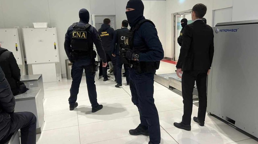 Exploziv! Schemă de corupție la Aeroportul Chișinău. Vameși suspectați că cereau bani de la pasageri